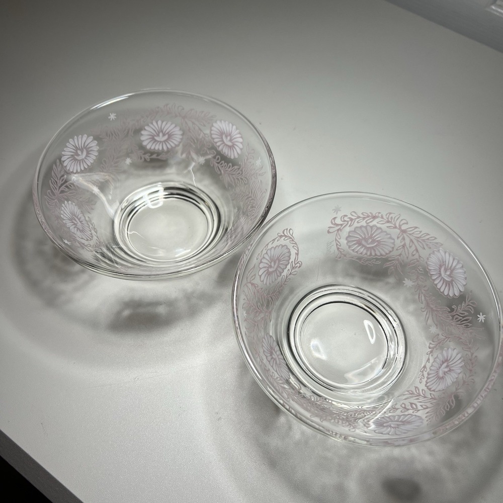 2-Vtg Todd Glass Clear Glass Fruit or Dessert Bowls Pink White‎ Daisy - Picture 2 of 7
